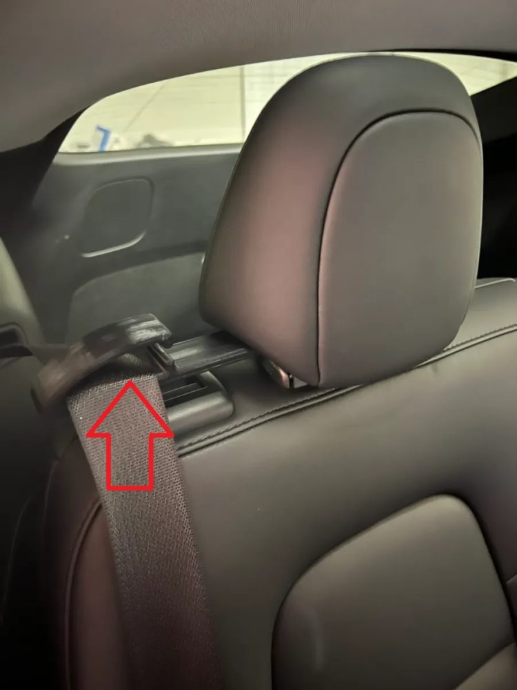 Tesla Model Y Arka Emniyet Kemeri Tutucu ABS Baskı 2 Adet 00547