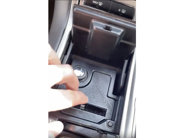 Jaguar XF X250 iPhone telefon tutucu sağdan direksiyon uyumlu – 3D baskı ürünüdür