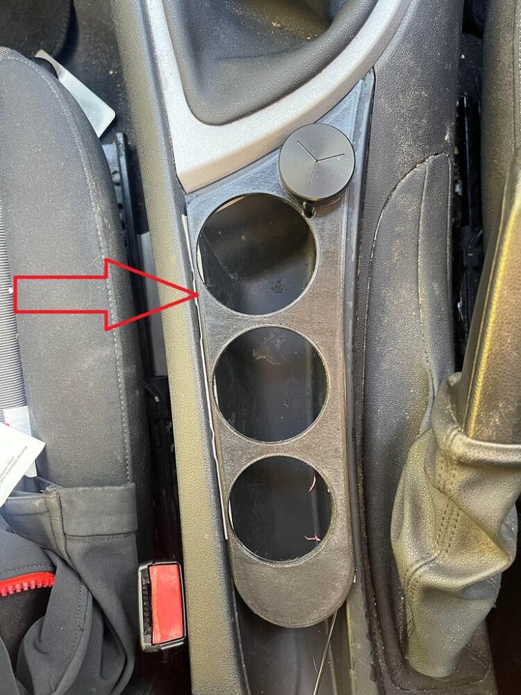 BMW 1 Serisi İçin Bardaklık ABS Baskı 01424