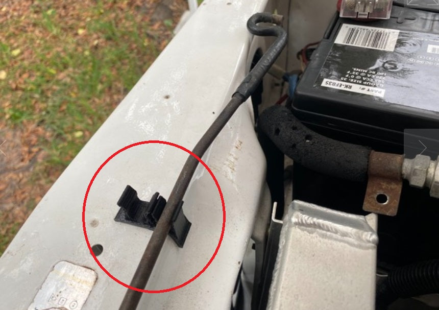 Isuzu Trooper Kaput Klips Tutucu ABS Baskı 00197