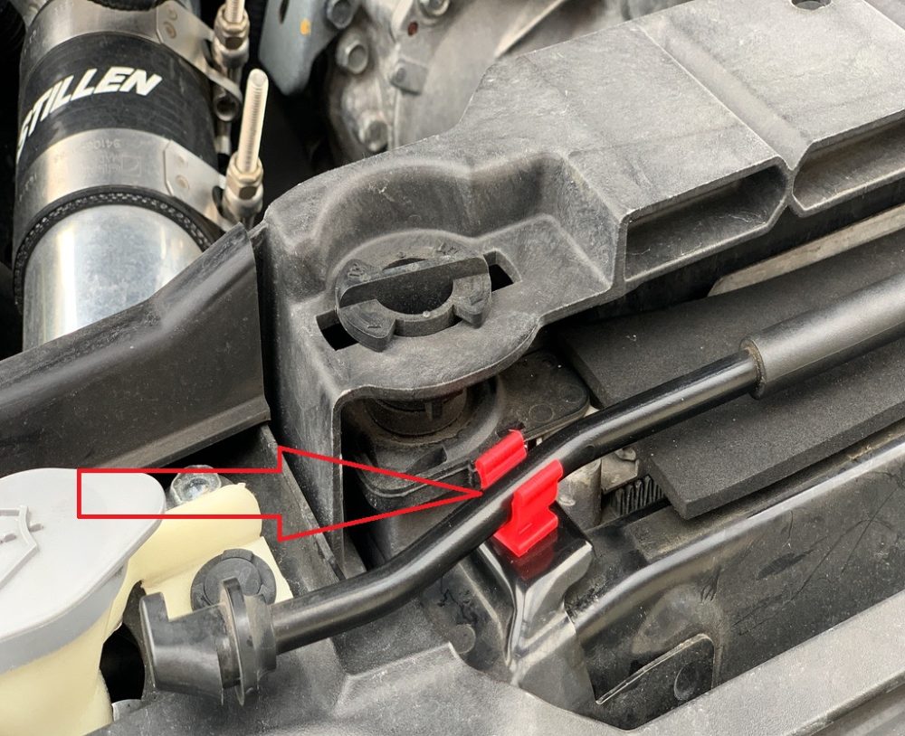Nissan 370Z Kaput Klipsi ABS Baskı 00836