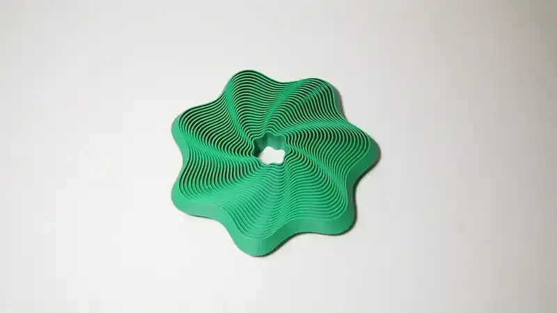 Dalgalı Fraktal Fidget Yıldızı - 24 Halka