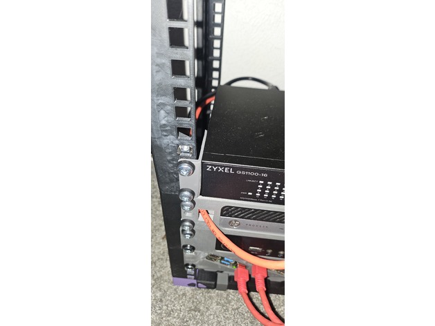 Zyxel GS1100-16v3 10 Raf montajı