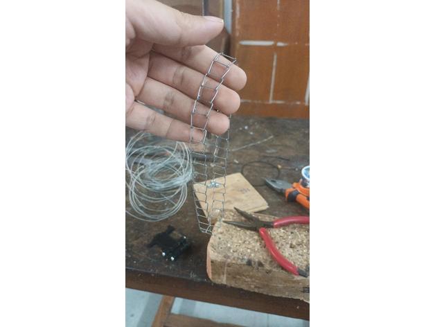 Tel zincir bükme aracı