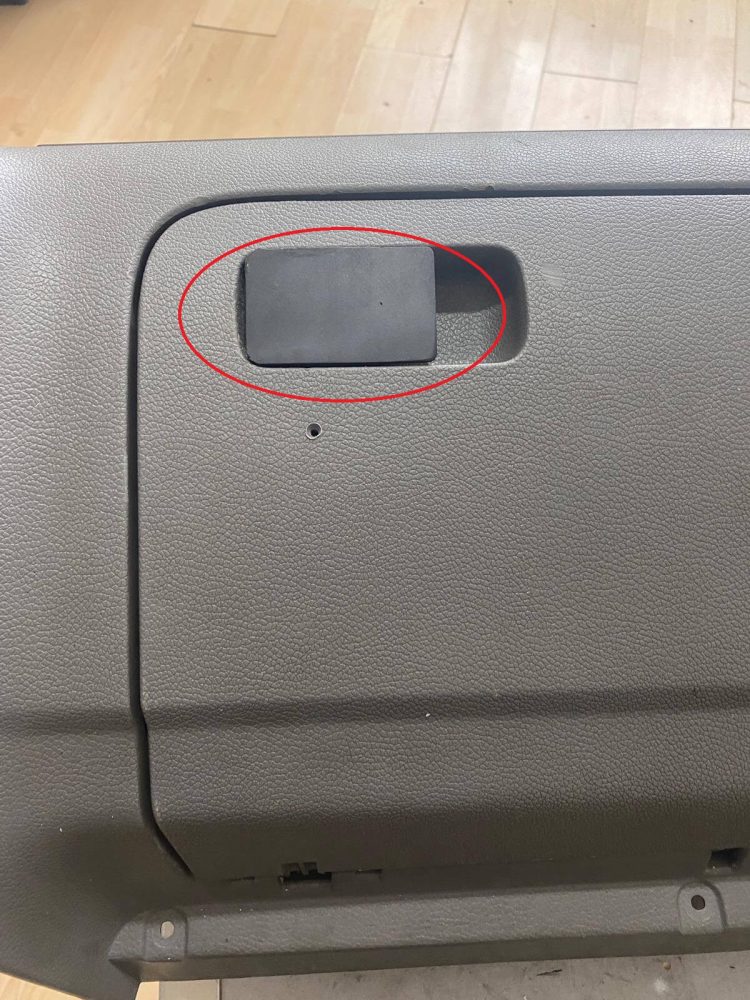 1k1 857 147 Numaralı Volswagen Torpido kapağı