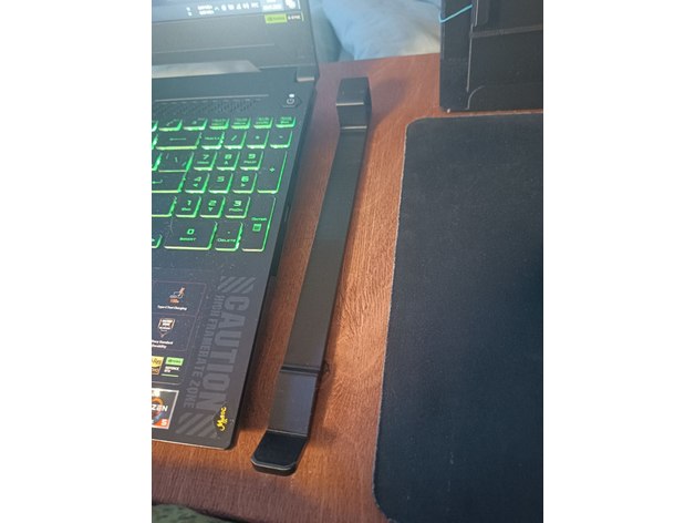 Dizüstü Bilgisayar standı (uzunluk - 23cm, ön yükseltme - 5mm, arka yükseltme - 30mm)