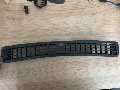 Ford Mondeo 2000 – 2007 Ön Cam Izgarası - Görsel 3