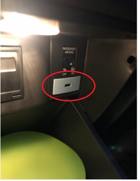 5Q0035726 Oem Numaralı Parça Micro usb kapağı VW Serisi ABS Baskı 00238