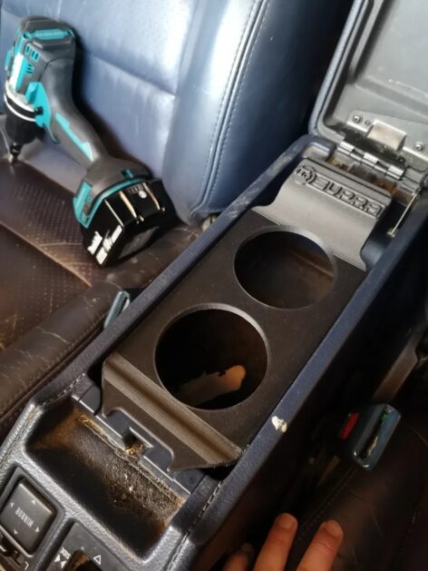 MK3 Supra Kolçak İçi Bardaklık ABS Baskı 00541