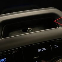 BMW iX İphone İçin Şarj Yuvası Braketi ABS Baskı 01183