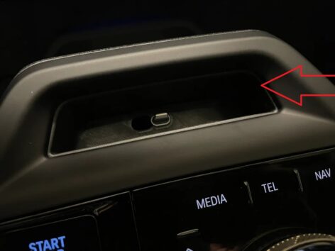 BMW iX İphone İçin Şarj Yuvası Braketi ABS Baskı 01183