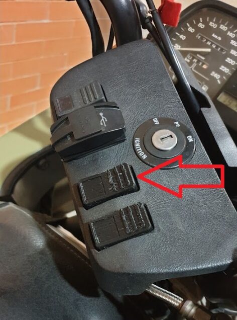 BMW K75 - K100 Plastik Anahtar Braketi ABS Baskı 01470