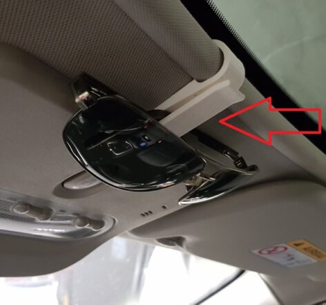 Nissan Qashqai Gözlük Tutucu ABS Baskı 00822