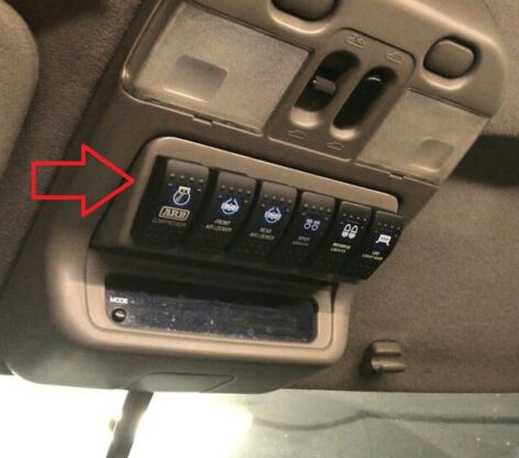 Nissan Patrol Y61 Tavan Anahtarı Braketi ABS Baskı 00828 - Görsel 4