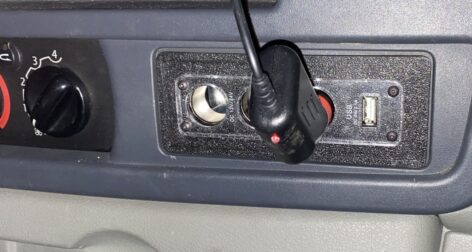 Renault Master ve Nissan Interstar Uyumlu Çakmaklık Braketi ABS Baskı 00880