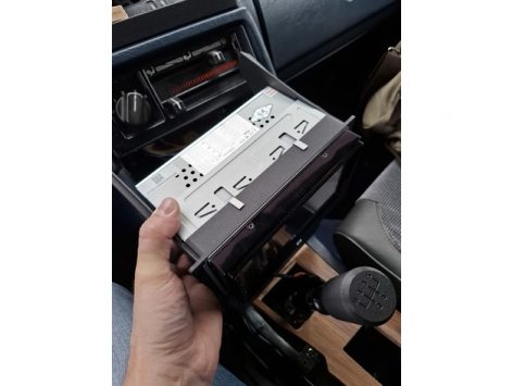 Volvo 740 Stereo Dublledin Çerçevesi