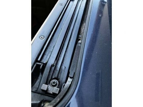BMW E39 Sunroof Fix plastiği