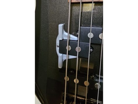 Basgitar Başparmak Desteği