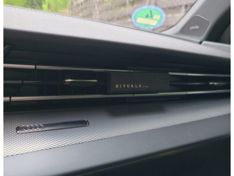 Audi Airclip Monte Ritüeller Yatay Havalandırmalar İçin Araç Air Frater Adaptörü