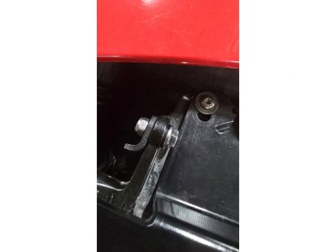 C5 Corvette Far Menteşe Cıvatası Kılıf Değiştirme Yükseltme 1997 2004