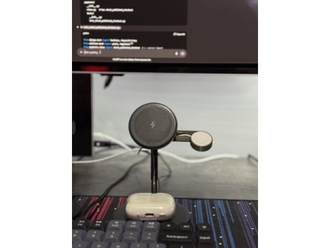 Apple Watch stand
