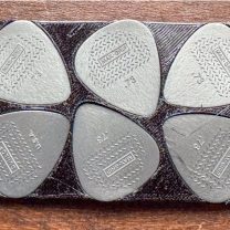 Gitar Plec Tutucu Kredi kartı boyutunda