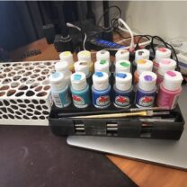 Akrilik Boya Ve Fırça Voronoi Kılıfı