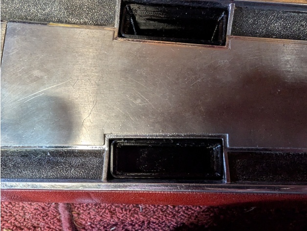 1967 Mustang Konsol Çıngırak Önleyici Emniyet Kemeri Bardakları - Görsel 2