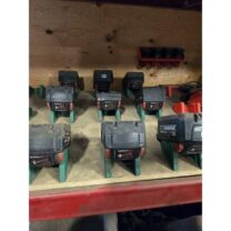 M18 Pil Tutucu Açılı