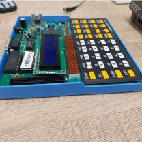 WICHIT SIRICHOTE Z80 MİKROİŞLEMCİ SETİ İÇİN BİR KUTU