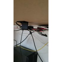 Kablo kelepçeli tutucu