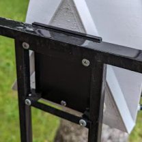 Metal çit için kuş yemliği braketi