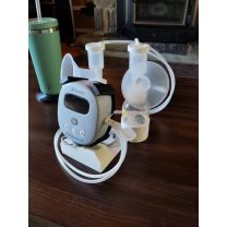 Ameda Anne Sütü Pompası Standı