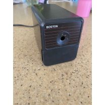 Boston kalemtıraş kutusu