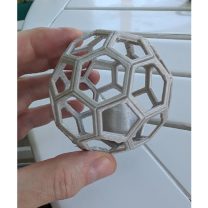 Sabit ve Yatay Düz Top İçinde Top