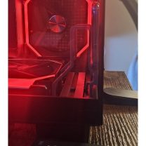 NZXT H9 Telefon Donanım Monitörü Standı