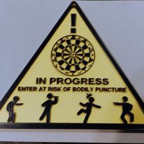 Dart Oyunu Devam Ediyor Uyarı Levhası