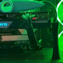 Ayarlanabilir GPU Yükseltici Görünür İplik Yok