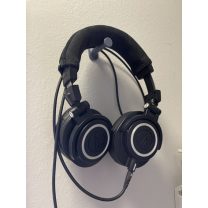 Derece Çivi İle Duvara Kulaklık Tutucu