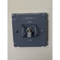 Apollo Tarzı UK Işık Anahtarı